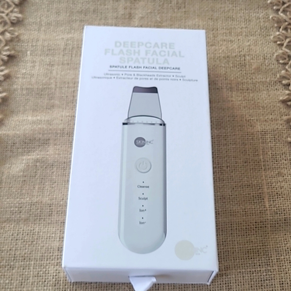 Skin Inc. Flash Facial Spatula